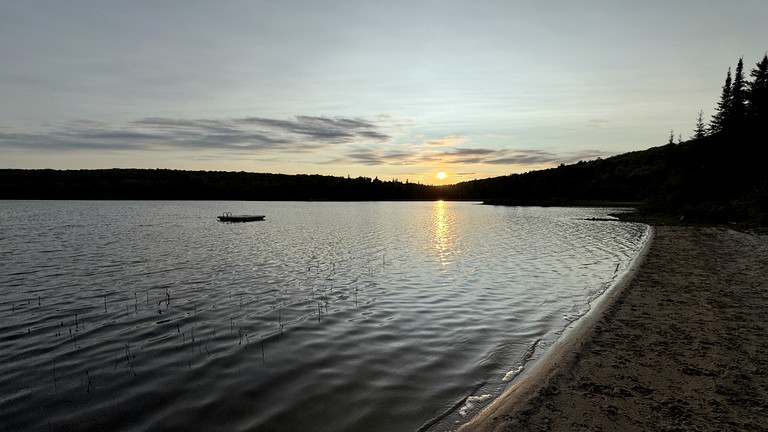 Cabins (Canada, Nipissing, Ontario)