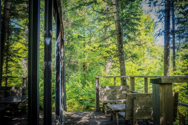 Tiny Houses (Canada, Harrington, Quebec)