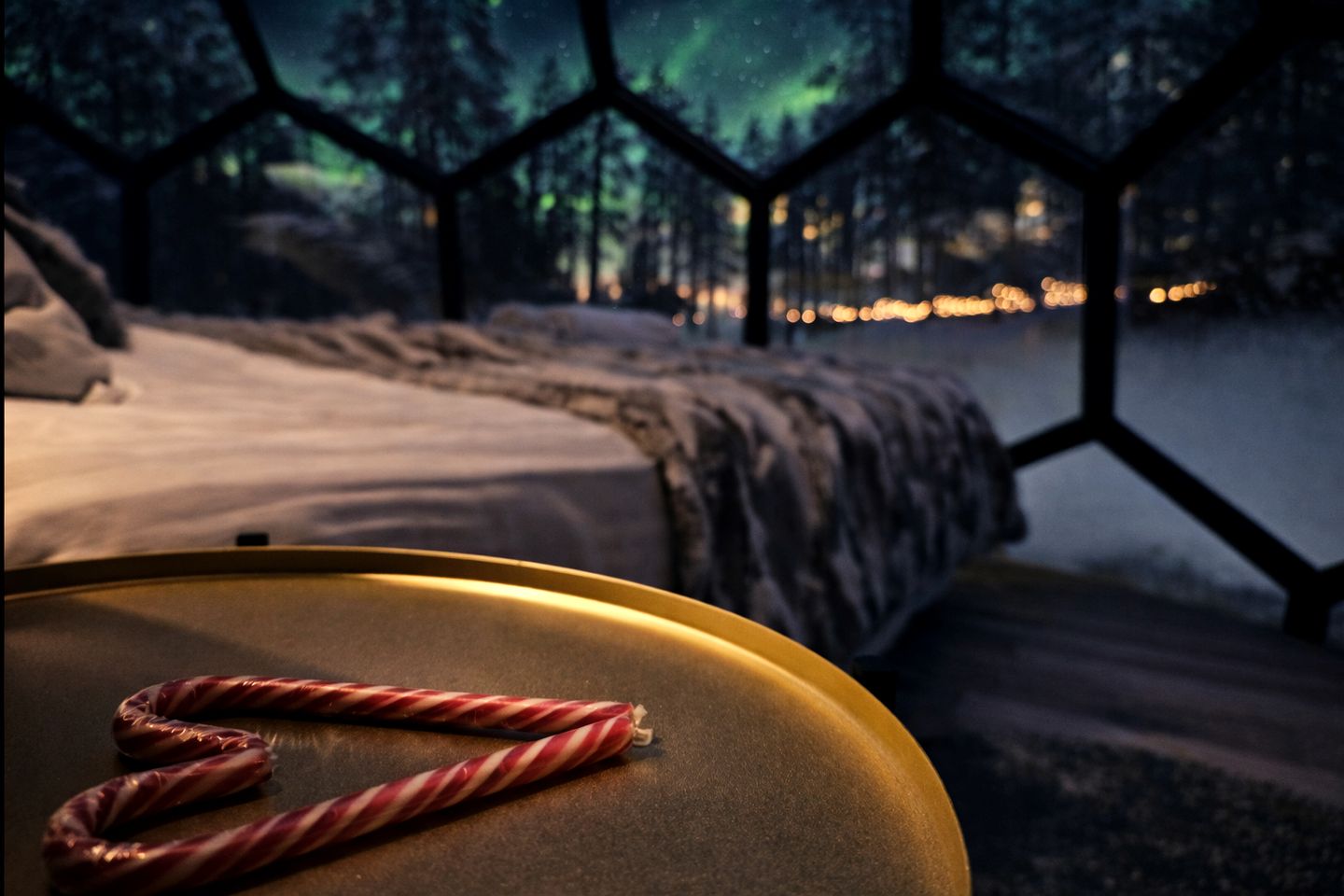 Unique Arctic Igloo Experience with Stunning Aurora Views in Norrbotten, Sweden