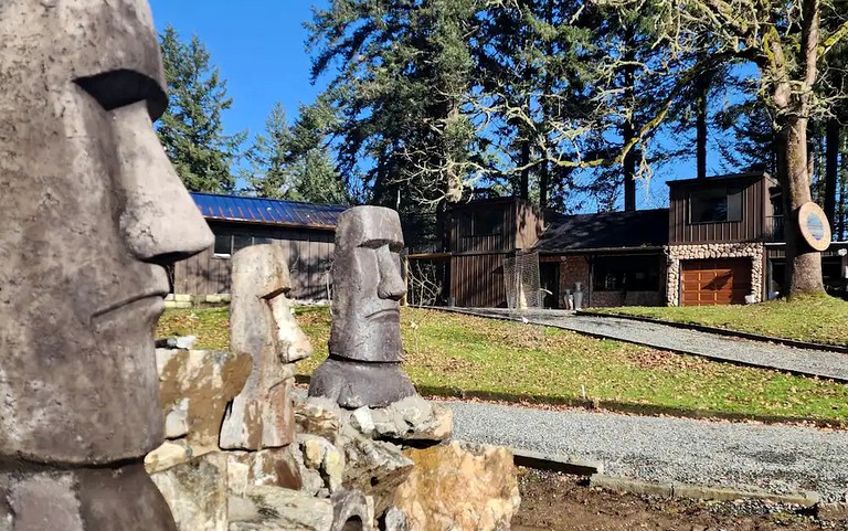 Vacation Rentals (Canada, Duncan, British Columbia)