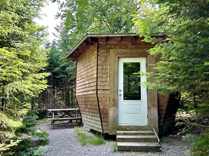 Pods (Canada, Harrington, Quebec)