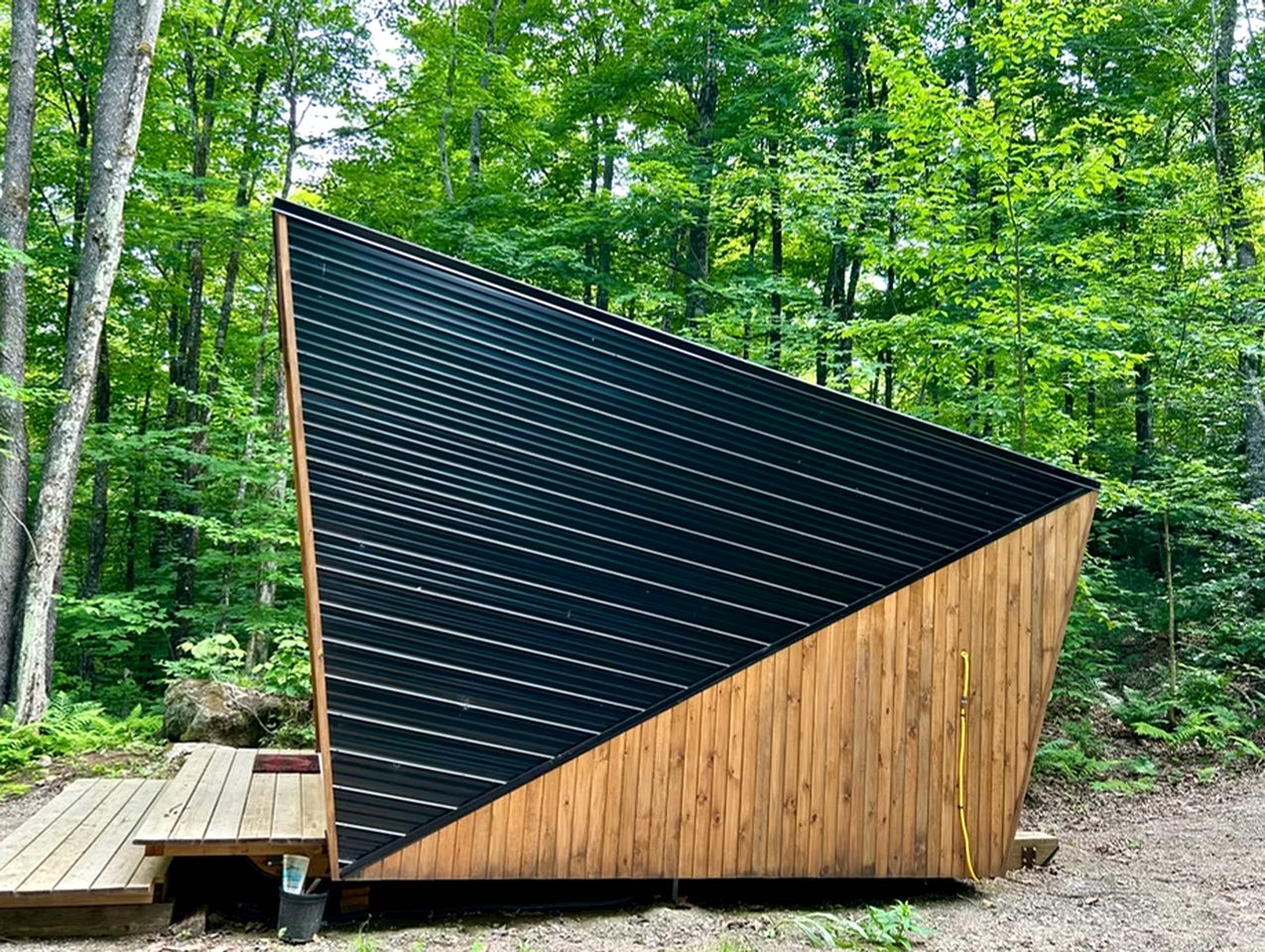 Unique Ecopod Tiny House Surrounded by Nature for a Peaceful Escape in Harrington, Quebec