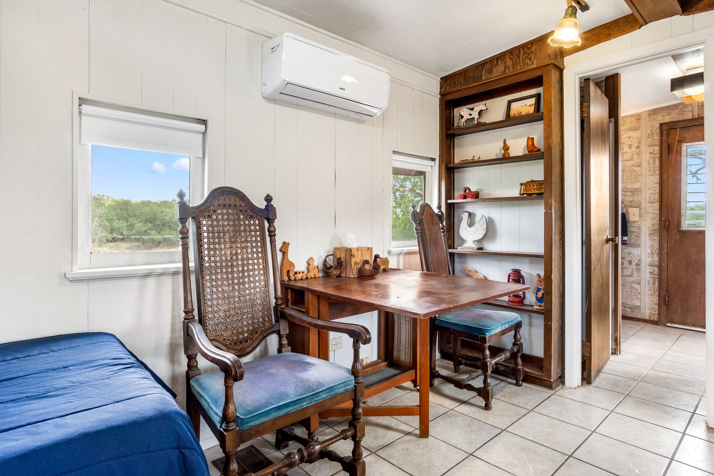 Unique Caboose for an Unforgettable Getaway Along the Medina River with Beautiful Hill Country Views in Bandera, Texas