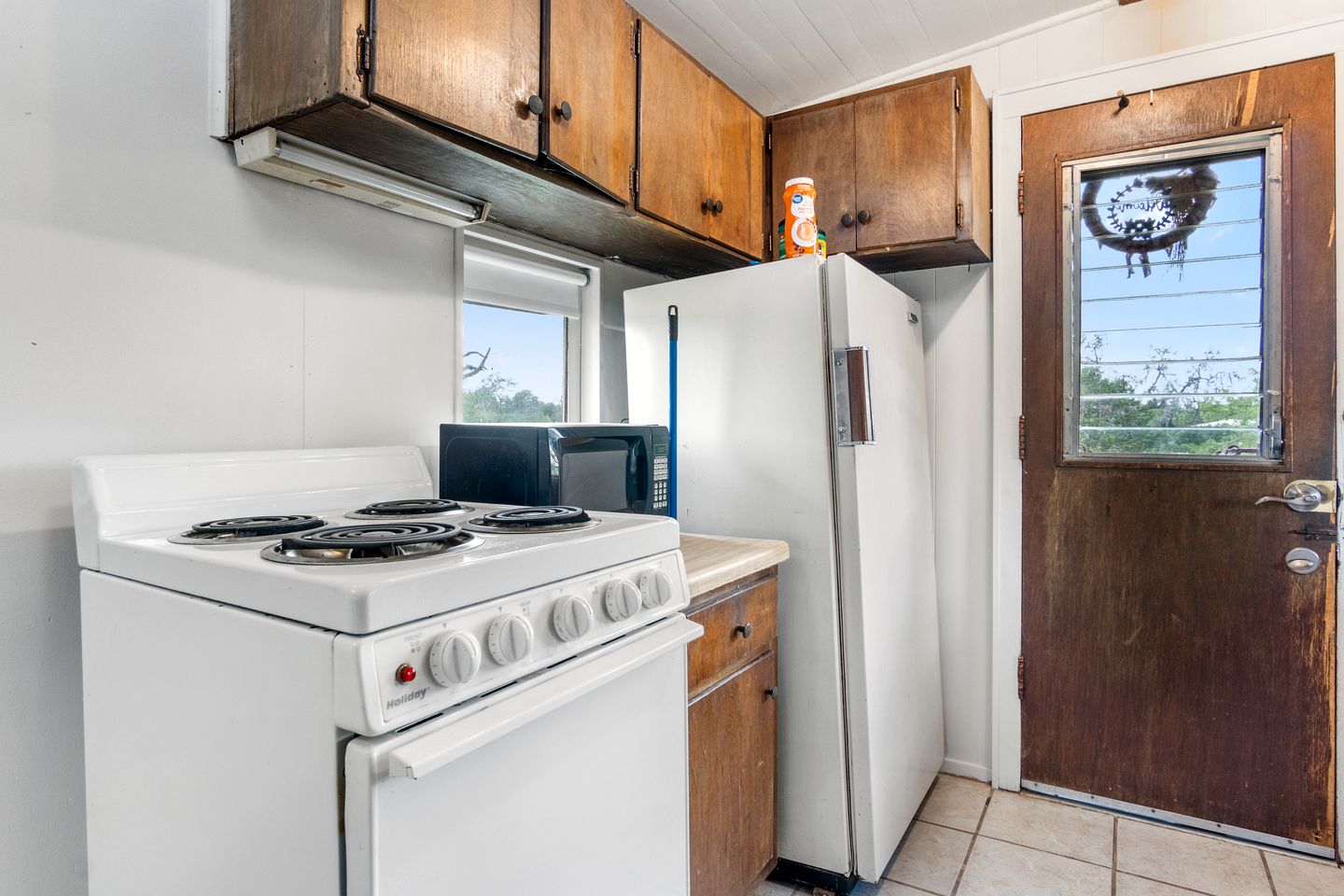 Unique Caboose for an Unforgettable Getaway Along the Medina River with Beautiful Hill Country Views in Bandera, Texas