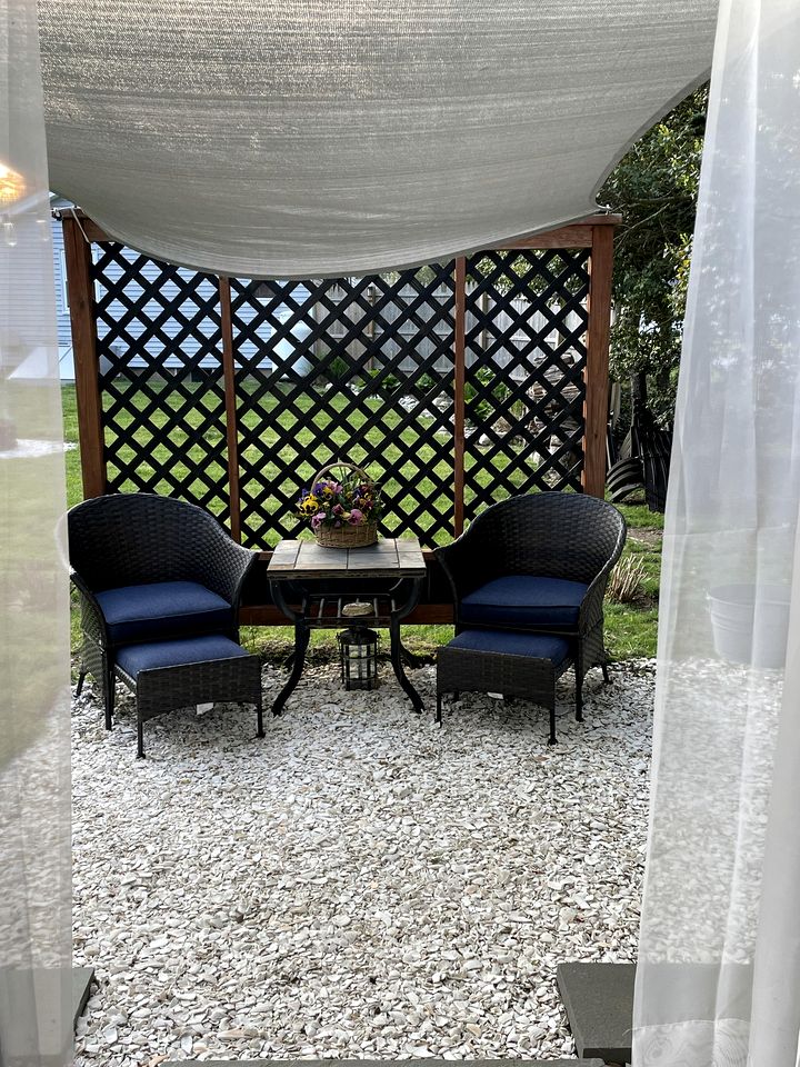 Cute Tiny House near Falmouth Heights Beach and close to Martha's Vineyard in East Falmouth, Massachusetts