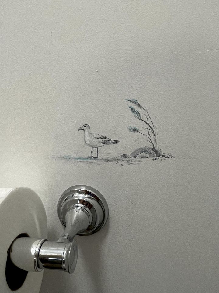 Cute Tiny House near Falmouth Heights Beach and close to Martha's Vineyard in East Falmouth, Massachusetts