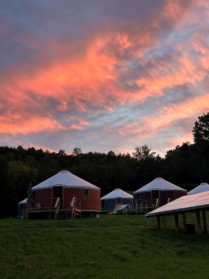 Elegant Yurt with Mountain Views & Private Pond | Unique Stay near Cherokee Mountains, Old Fort, Tennessee