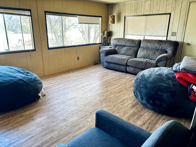 Cabins (United States of America, Fence Lake, New Mexico)