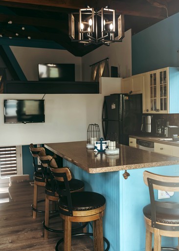 Floating Homes (United States of America, Seaford, New York)