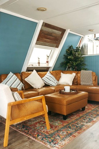 Floating Homes (United States of America, Seaford, New York)