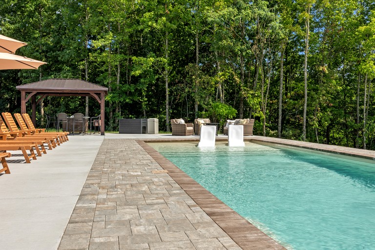 Safari Tents (United States of America, Silver Point, Tennessee)