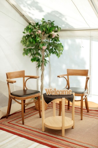 Yurts (United States of America, Silver Point, Tennessee)