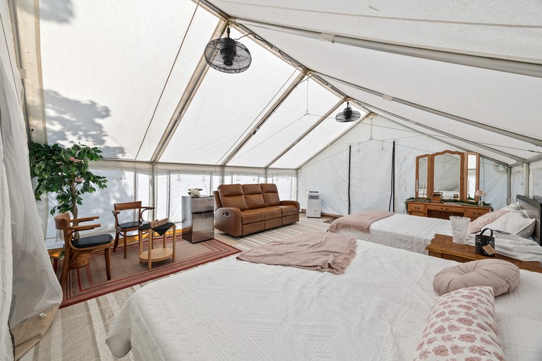Beautiful Safari Tent for an Unforgettable Glamping Getaway near Center Hill Lake in Tennessee