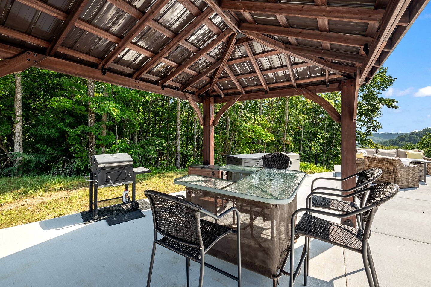 Beautiful Safari Tent for an Unforgettable Glamping Getaway near Center Hill Lake in Tennessee