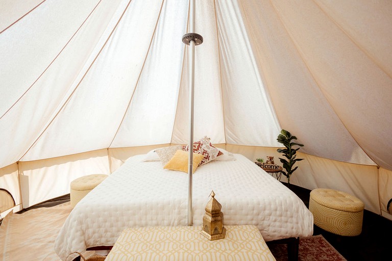 Bell Tents (United States of America, Silver Point, Tennessee)