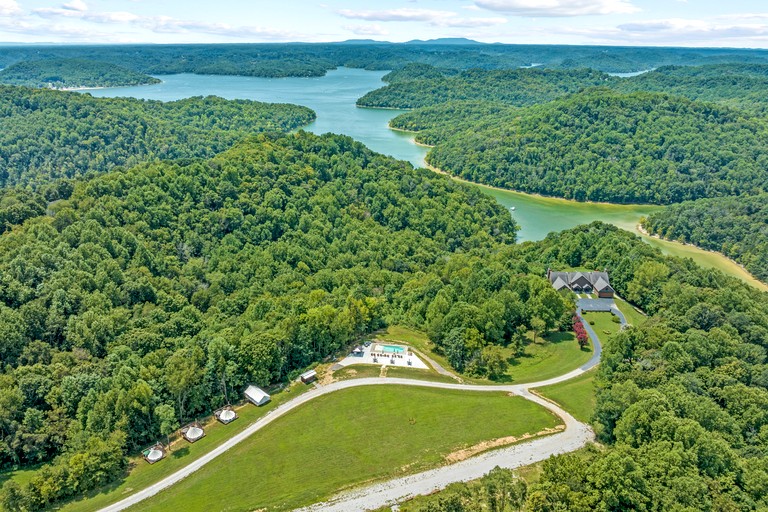 Bell Tents (United States of America, Silver Point, Tennessee)