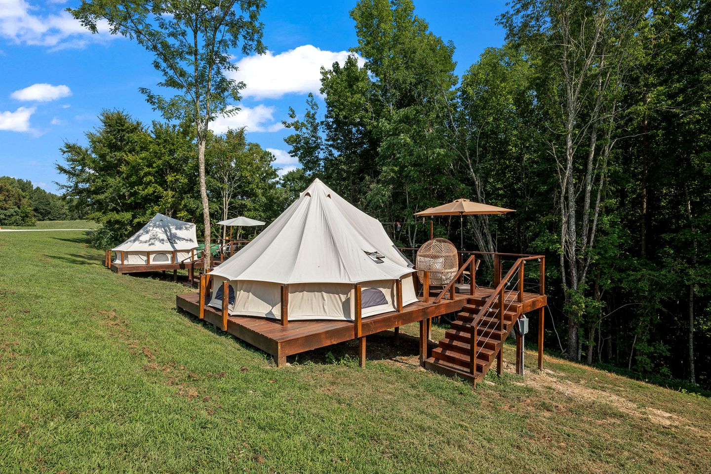 Stunning Bell Tent with Beautiful Upper Cumberland Mountain Range Views for a Memorable Getaway in Tennessee