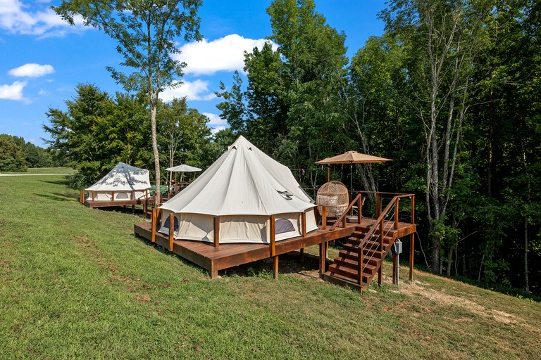 Bell Tents (United States of America, Silver Point, Tennessee)