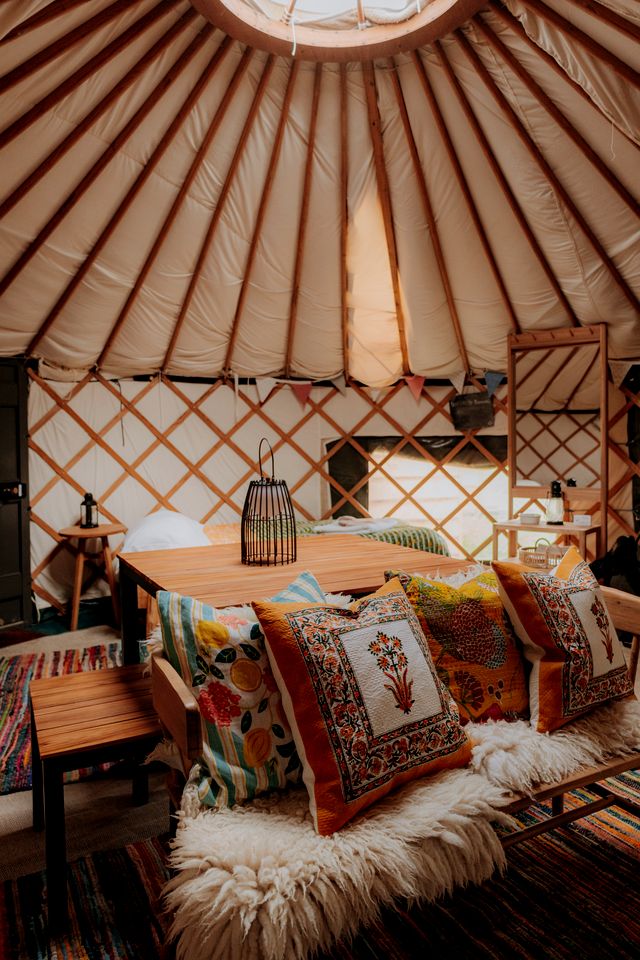 Unique Cabin-Yurt Hybrid for a Memorable Glamping Experience near Masham, England