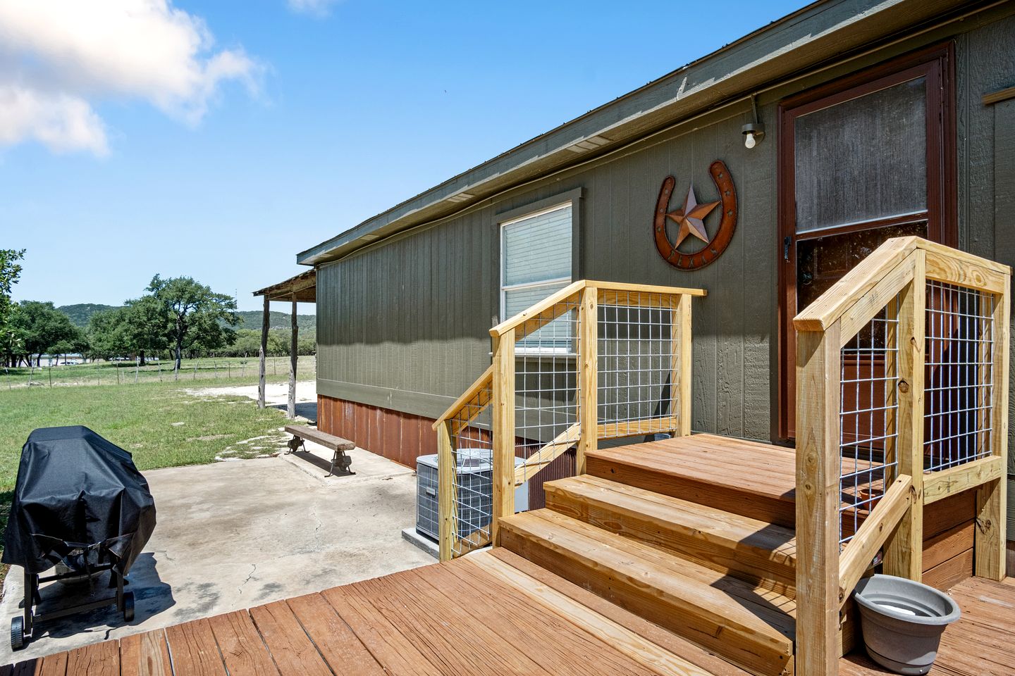 Serene Vacation Rental in the Heart of Texas Hill Country for a Peaceful Getaway in Pipe Creek, Texas