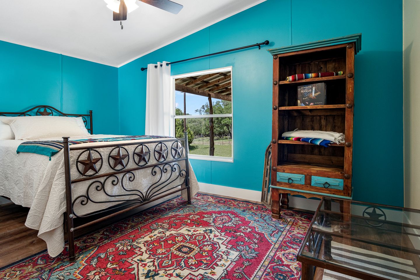 Serene Vacation Rental in the Heart of Texas Hill Country for a Peaceful Getaway in Pipe Creek, Texas