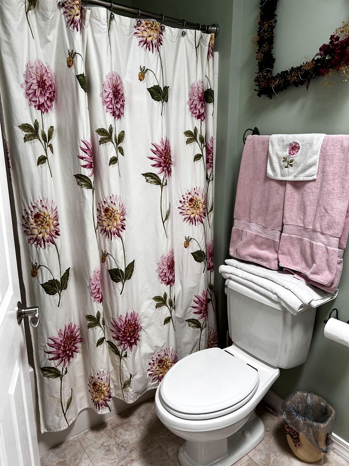 Inviting Bed and Breakfast Suite Close to Penn State Univ.