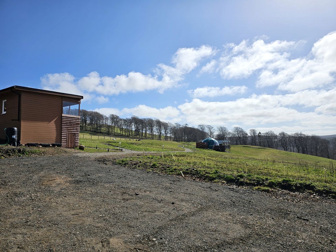 Scottish Glamping Dome with Private Hot Tub in Carron Valley, Perfect for a Countryside Escape from Glasgow