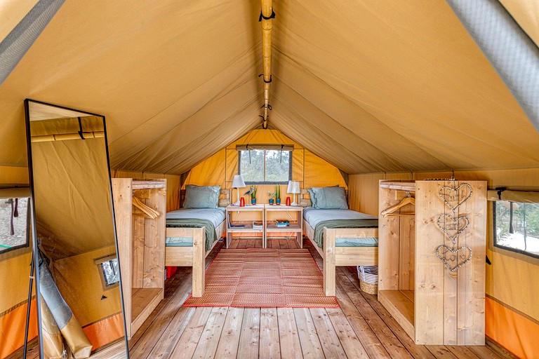 Safari Tents (Portugal, --, --)