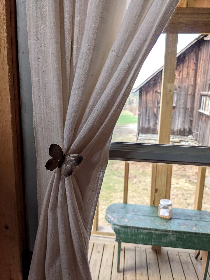 Historic Converted Concrib Glamping Cabin in the Heart of Vermont, Perfect for a Weekend Retreat in Nature