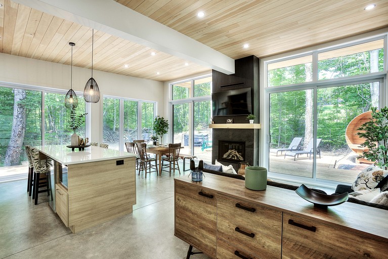 Cottages (Canada, La Conception, Quebec)