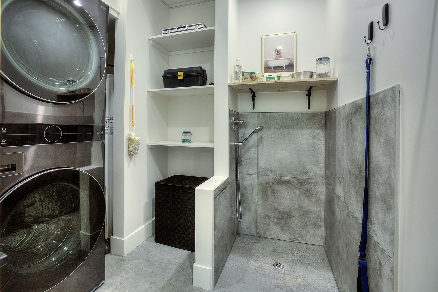 Gorgeous Modern Cottage for a Scandinavian Spa-Themed Retreat Surrounded by Nature near La Conception, Quebec