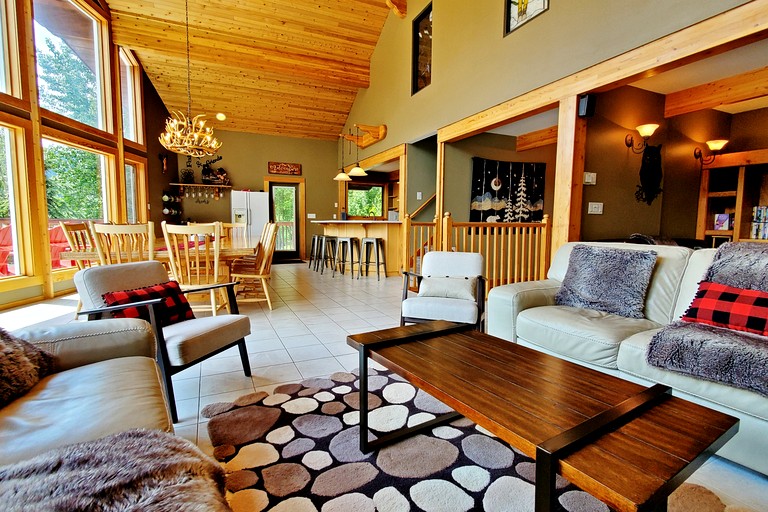 Vacation Rentals (Canada, Sun Peaks, British Columbia)