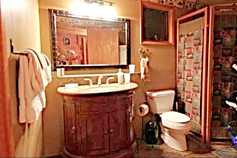 Cabins (Canada, Whistler, British Columbia)