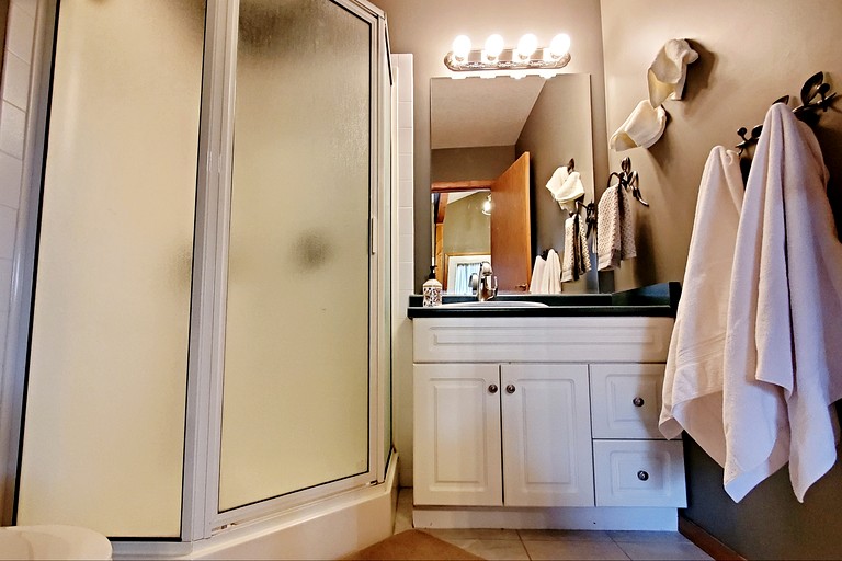 Vacation Rentals (Canada, Sun Peaks, British Columbia)