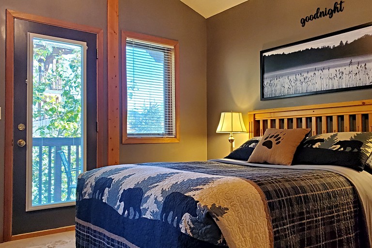 Vacation Rentals (Canada, Sun Peaks, British Columbia)