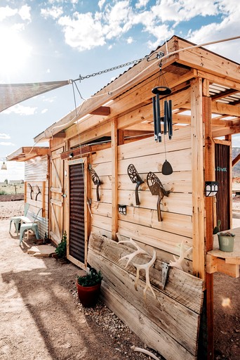 Safari Tents (United States of America, Cane Beds, Arizona)