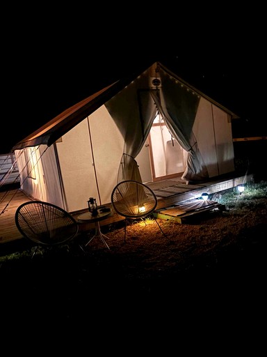Caravans (United States of America, Cane Beds, Arizona)