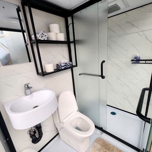 Domes (Canada, --, Ontario)