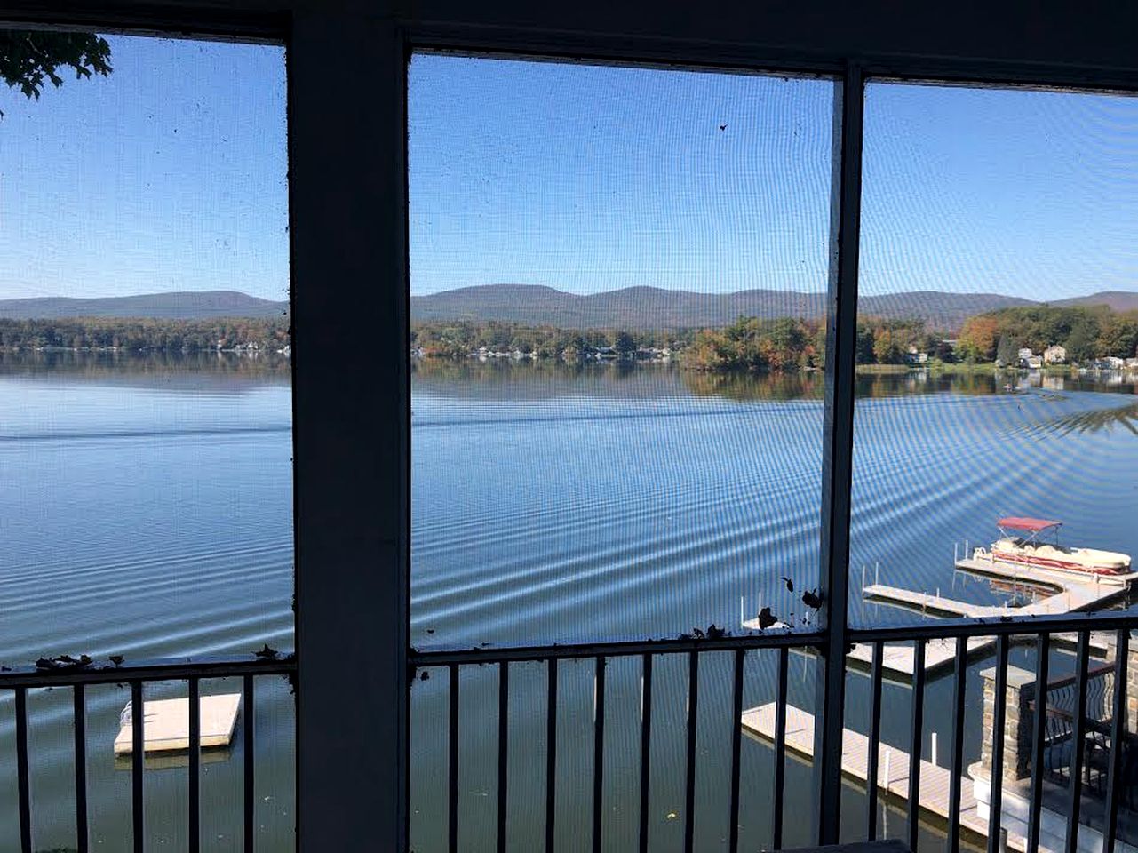 Four-Bedroom Luxury House Rental on Pontoosuc Lake in the Berkshires