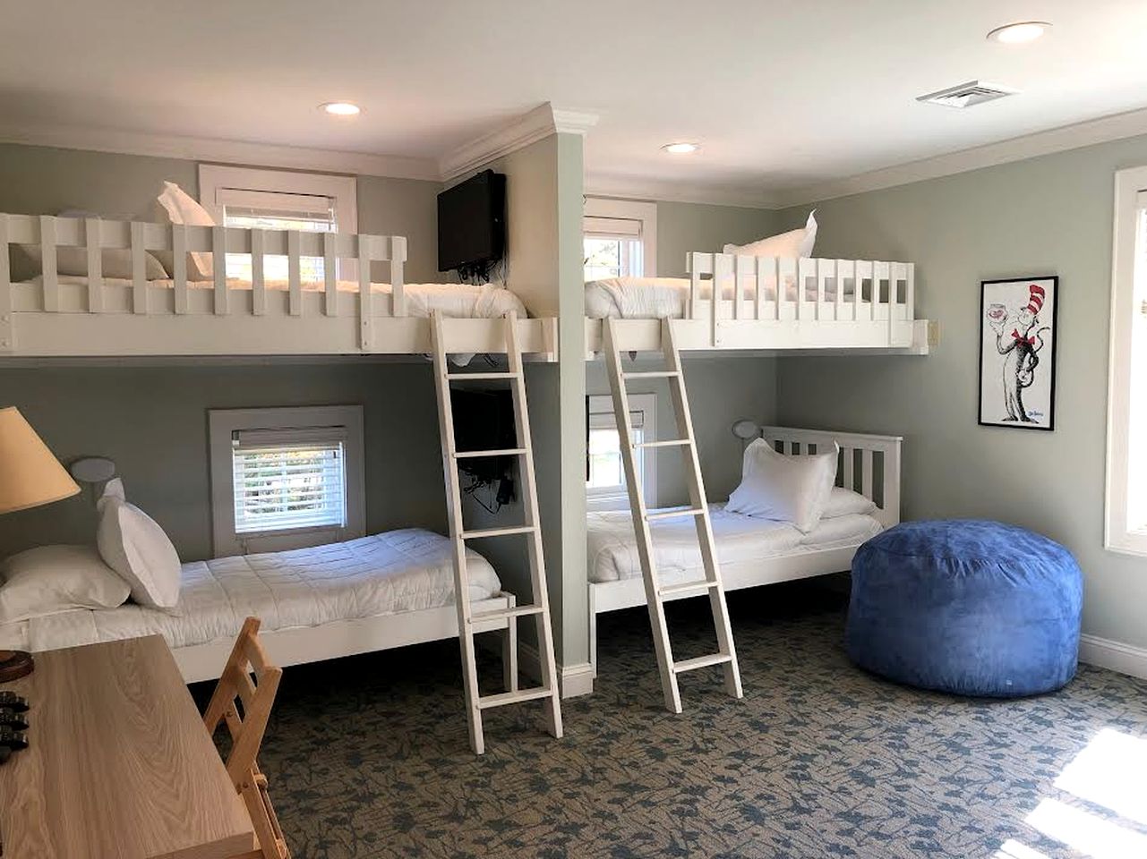 Four-Bedroom Luxury House Rental on Pontoosuc Lake in the Berkshires