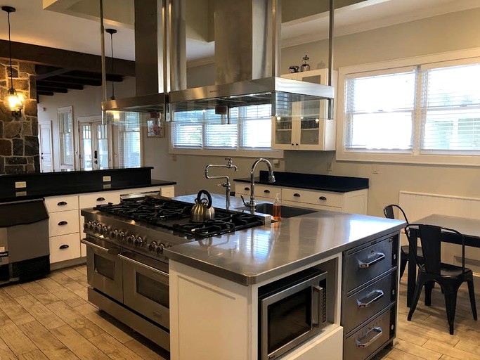 Cottages (United States of America, Lanesborough, Massachusetts)