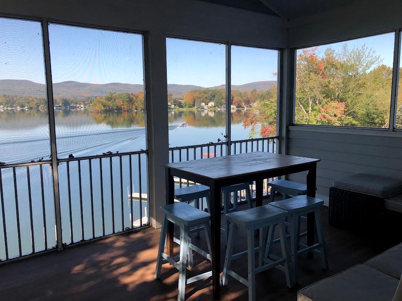 Four-Bedroom Luxury House Rental on Pontoosuc Lake in the Berkshires