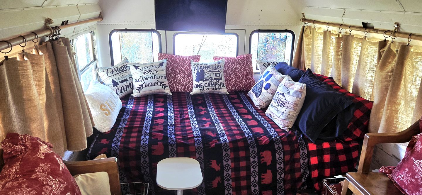Incredible Converted Bus on a Private Horse Ranch for a Unique Couples Escape in Gainesville, Missouri