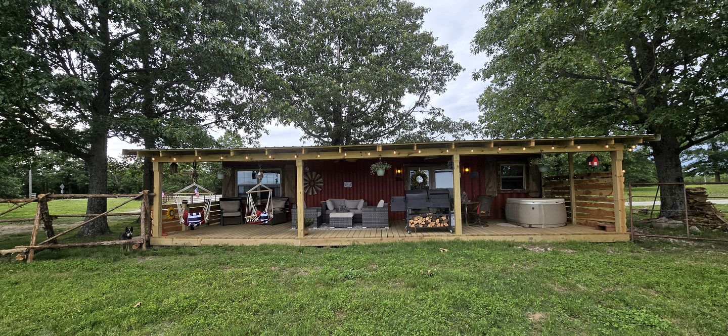 Gorgeous Container for a Romantic Getaway on a Ranch with Incredible Views in Gainesville, Missouri