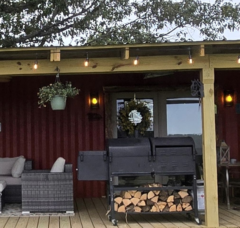 Gorgeous Container for a Romantic Getaway on a Ranch with Incredible Views in Gainesville, Missouri