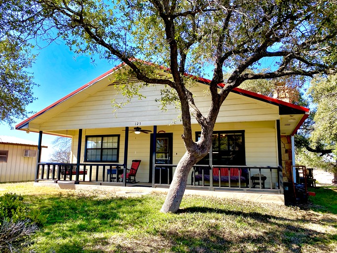 Serene Vacation Rental Oasis near Llano River in Texas
