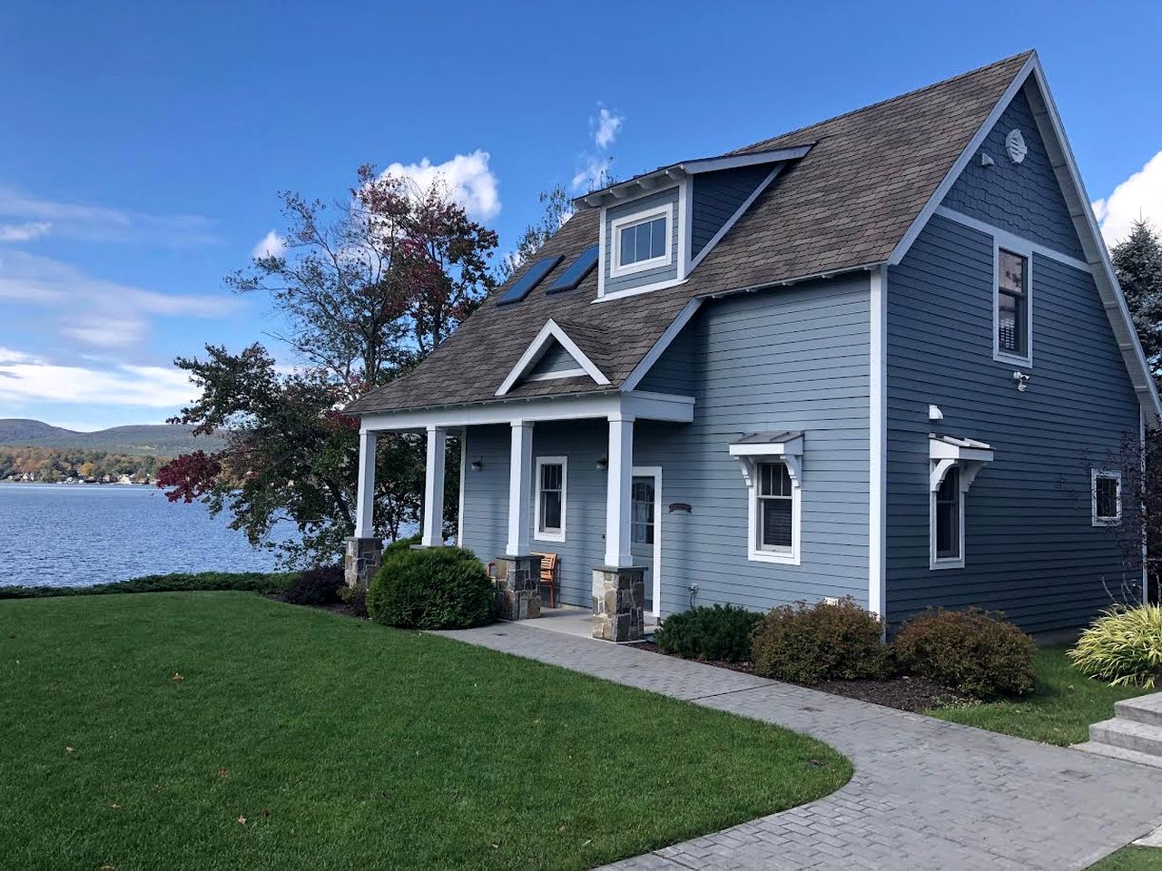 Cottages (United States of America, Lanesborough, Massachusetts)