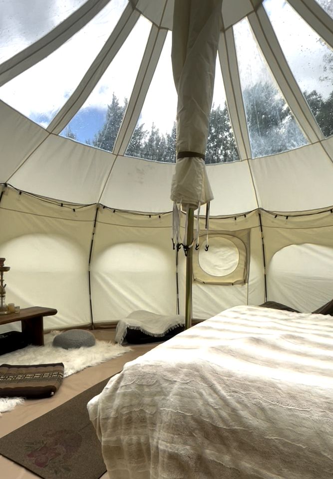 Beautiful Cozy Bell Tent with Direct Access to Mountain Bike Trails for an Amazing Couples Glamping Experience in Stowe, Vermont