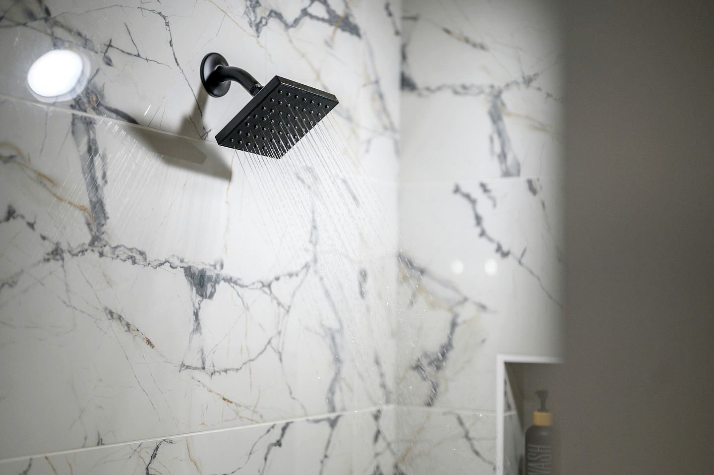 Luxurious Vacation Home with Two-Story Fireplace and Gourmet Kitchen near Broken Bow, Oklahoma