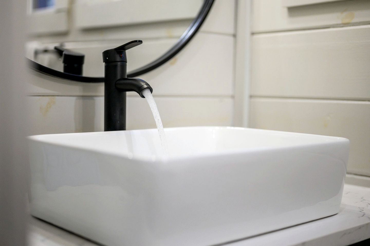 Luxurious Vacation Home with Two-Story Fireplace and Gourmet Kitchen near Broken Bow, Oklahoma